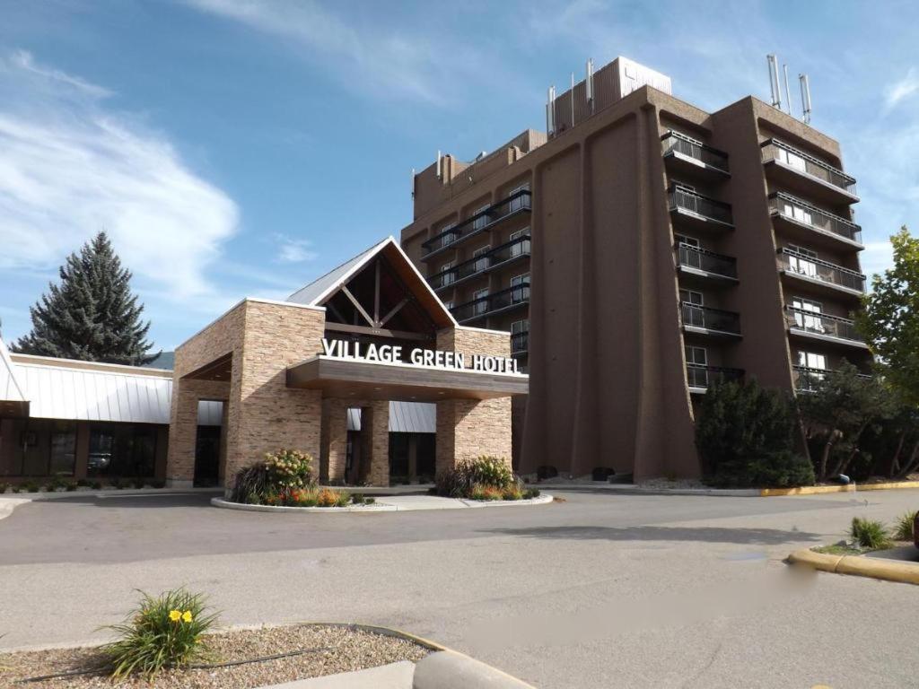 Riviera Village Green Hotel Complex Vernon Exterior photo